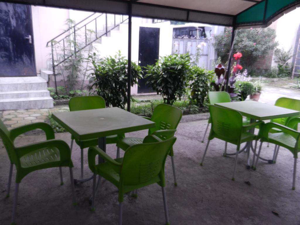 Guest House Roman/Гонио Екстериор снимка