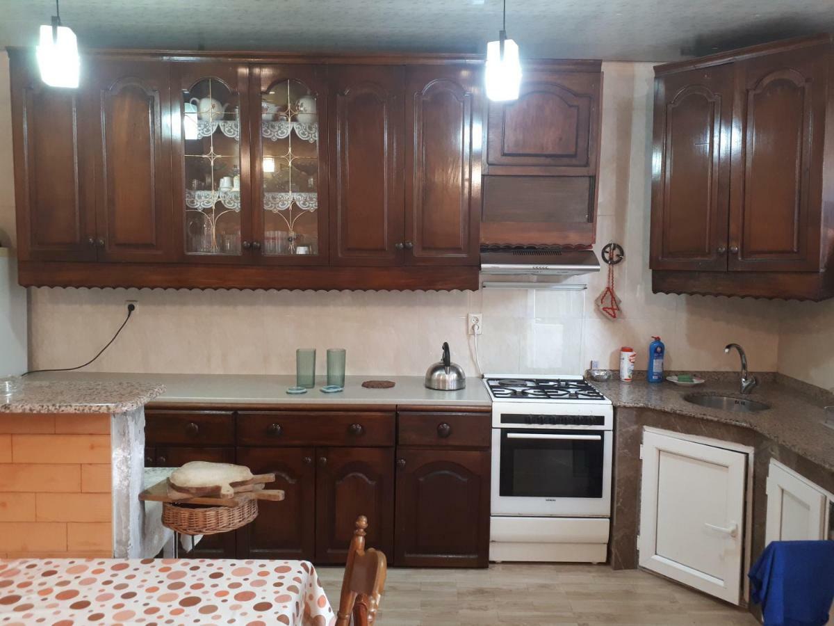 Guest House Roman/Гонио Екстериор снимка